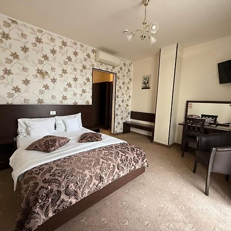Hotel Miky Arad Luaran gambar