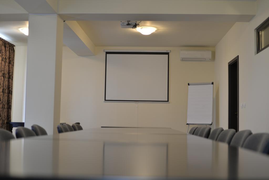 Hotel Miky Arad Luaran gambar
