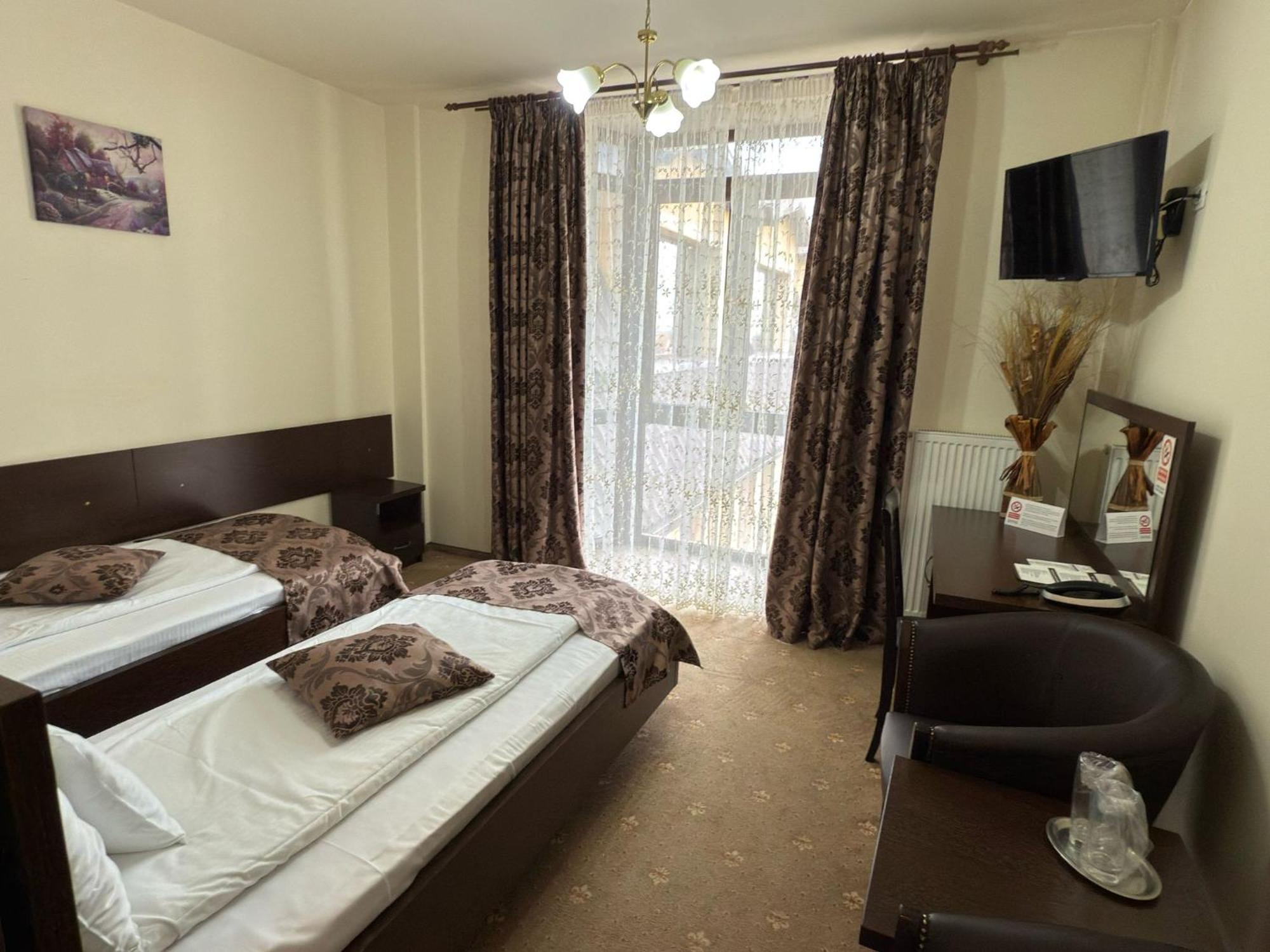 Hotel Miky Arad Luaran gambar