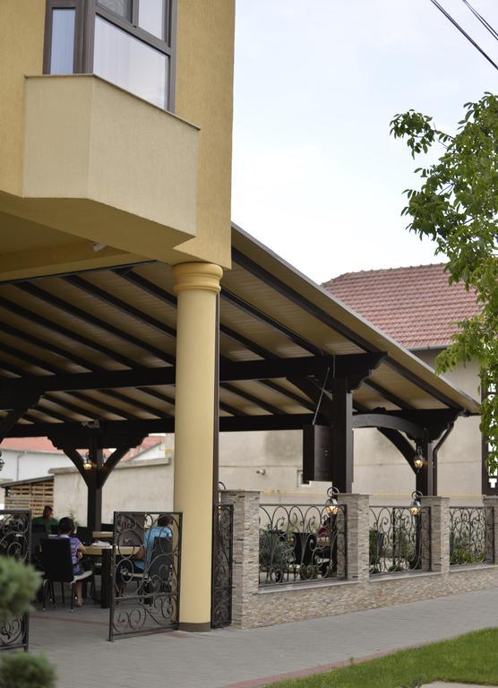 Hotel Miky Arad Luaran gambar