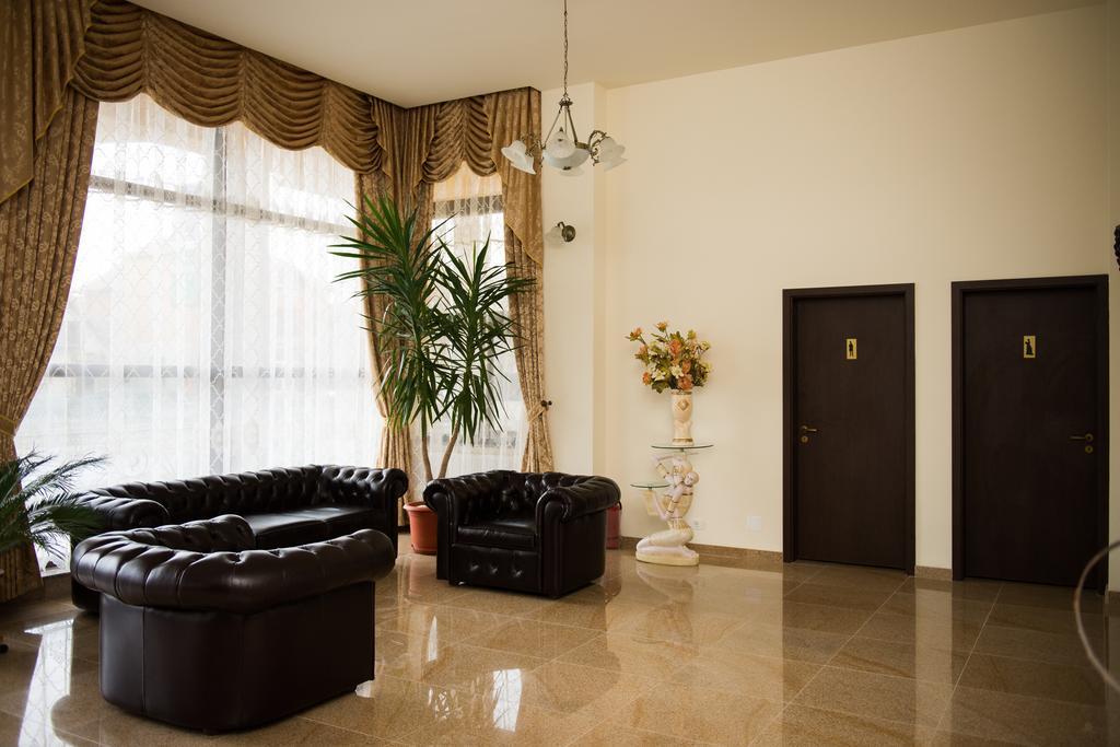 Hotel Miky Arad Luaran gambar
